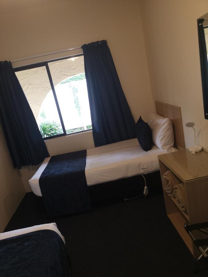 Captains Quarters Motor Inn Cambridge Extérieur photo